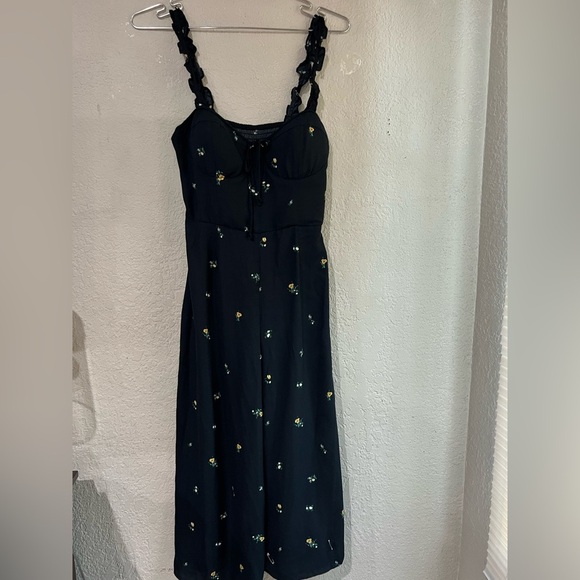 Wild Fable Women's Black and Yellow Jumpsuit size med - Picture 5 of 12